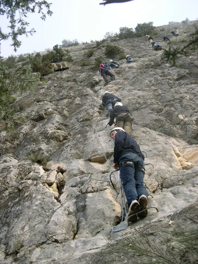 ViaFerrata pour les scouts de cette troupe