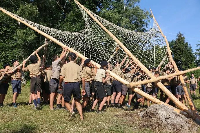 On monte le mat chez le réseau de l'Araignée